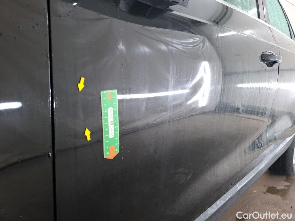  Audi  Q3 AUDI  / 2018 / 5P / SUV 1.5 35 TFSI 150 S TRONIC BUSINESS LINE #1