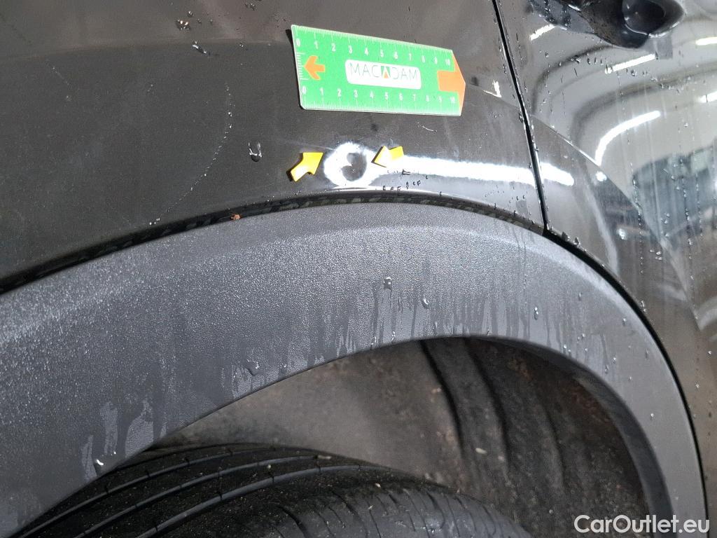  Audi  Q3 AUDI  / 2018 / 5P / SUV 1.5 35 TFSI 150 S TRONIC BUSINESS LINE #18