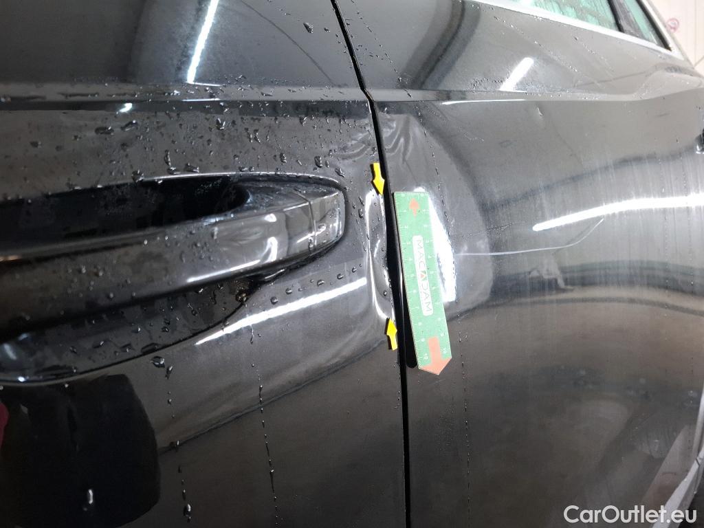  Audi  Q3 AUDI  / 2018 / 5P / SUV 1.5 35 TFSI 150 S TRONIC BUSINESS LINE #3