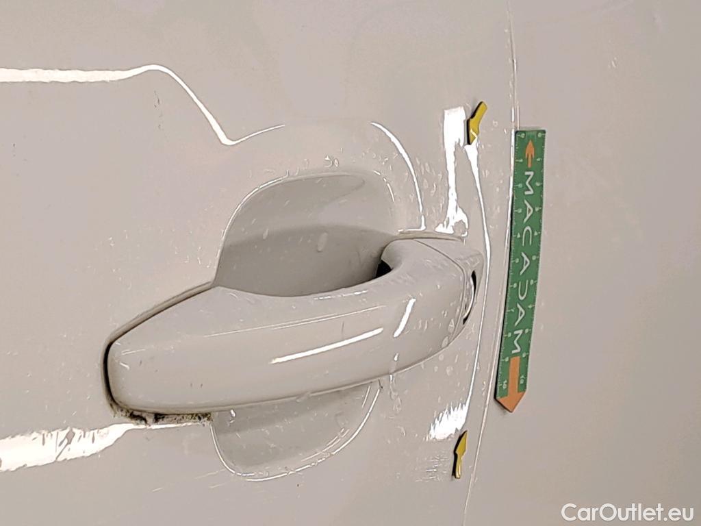  Citroen  C3  Feel Business 1.2 PureTech 80CV BVM5 E6d #4