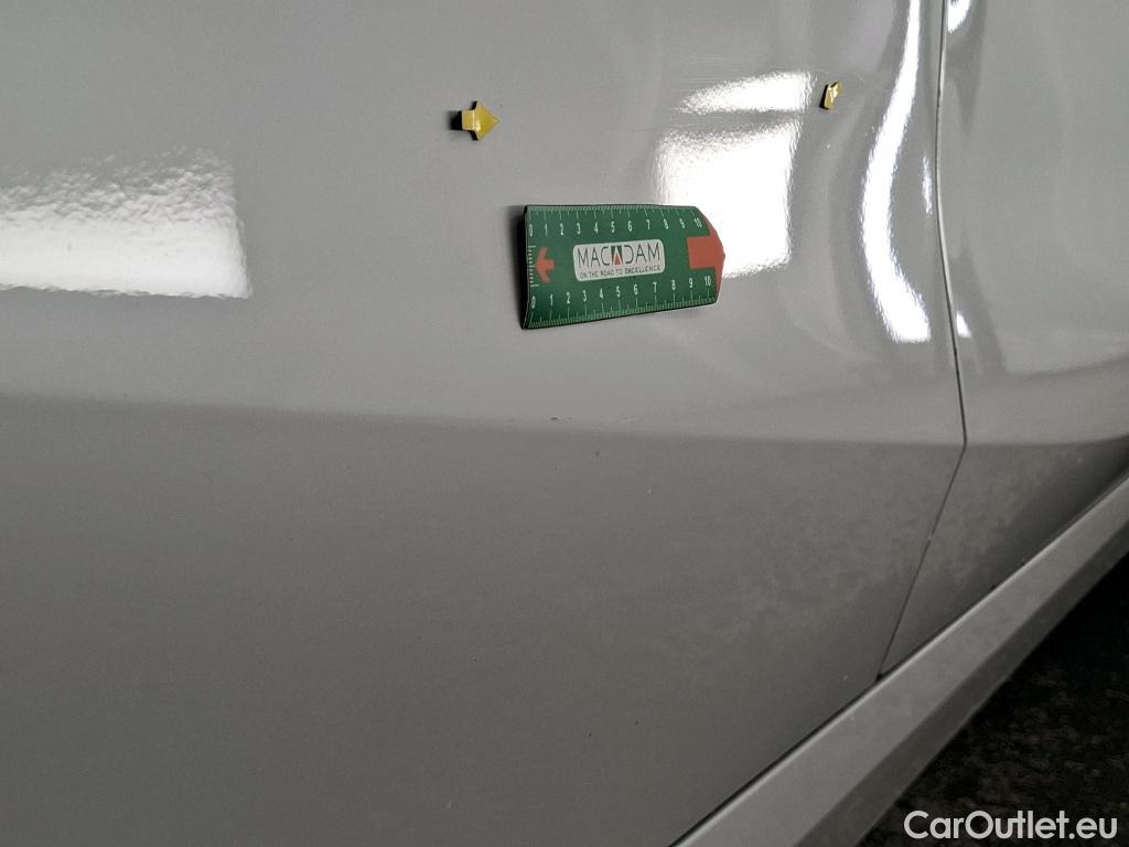  Bmw  Serie 1 BMW Série 1 / 2019 / 5P / Berline 116i DKG7 Business Design #2