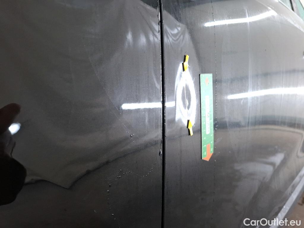  Audi  Q3 AUDI  / 2018 / 5P / SUV 1.5 35 TFSI 150 S TRONIC BUSINESS LINE #2