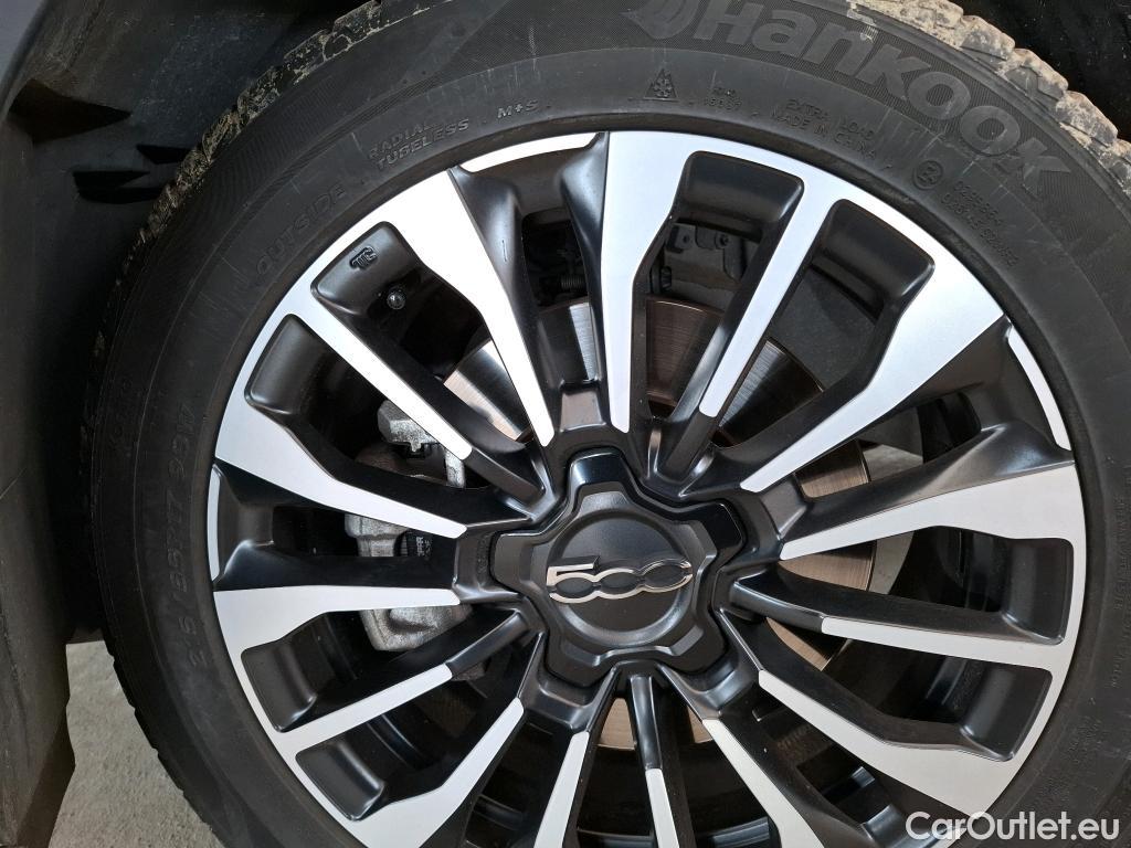  Fiat  500 FIAT X / 2018 / 5P / SUV 1.5 MHEV FFLY 130ch DCT7 P Con Sty Tec CD FI 150 #19