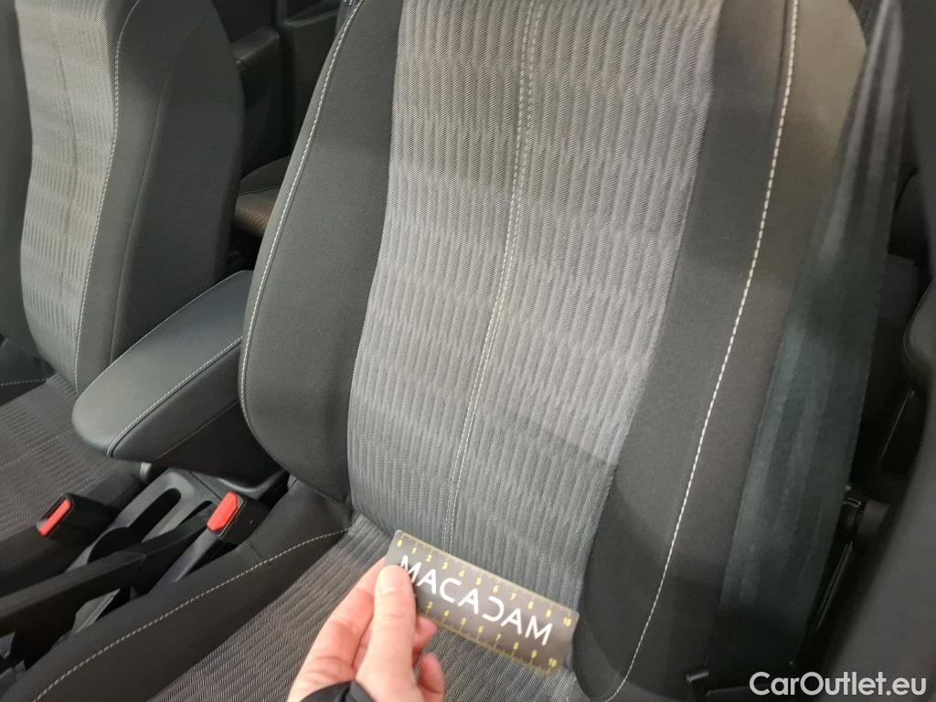  Opel  Corsa  F Elegance Business 1.2 Turbo 100CV BVM6 E6d #9