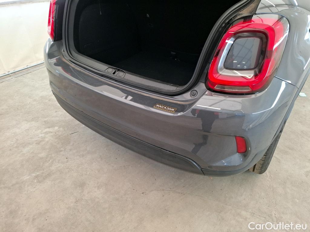  Fiat  500 FIAT X / 2018 / 5P / SUV 1.5 MHEV FFLY 130ch DCT7 P Con Sty Tec CD FI 150 #6