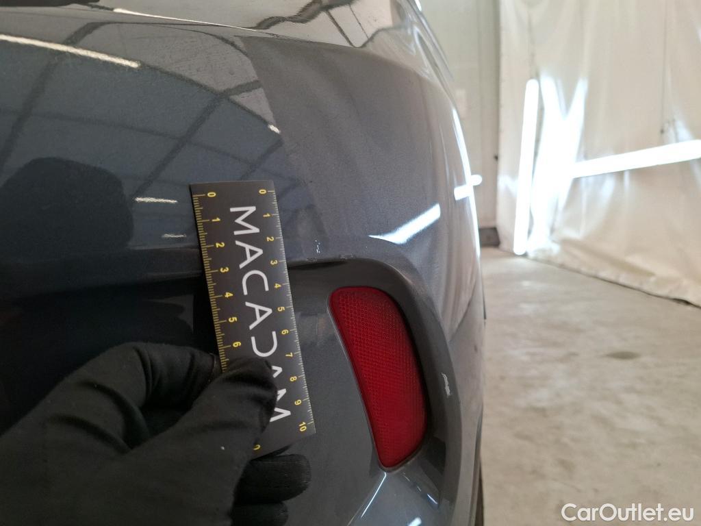  Fiat  500 FIAT X / 2018 / 5P / SUV 1.5 MHEV FFLY 130ch DCT7 P Con Sty Tec CD FI 150 #8