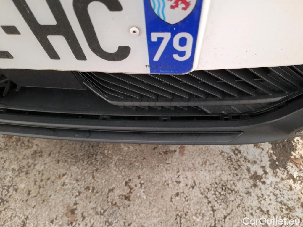  Citroen  C4 CITROEN  / 2020 / 5P / Berline BlueHDi 110 S&S BVM6 Feel #17