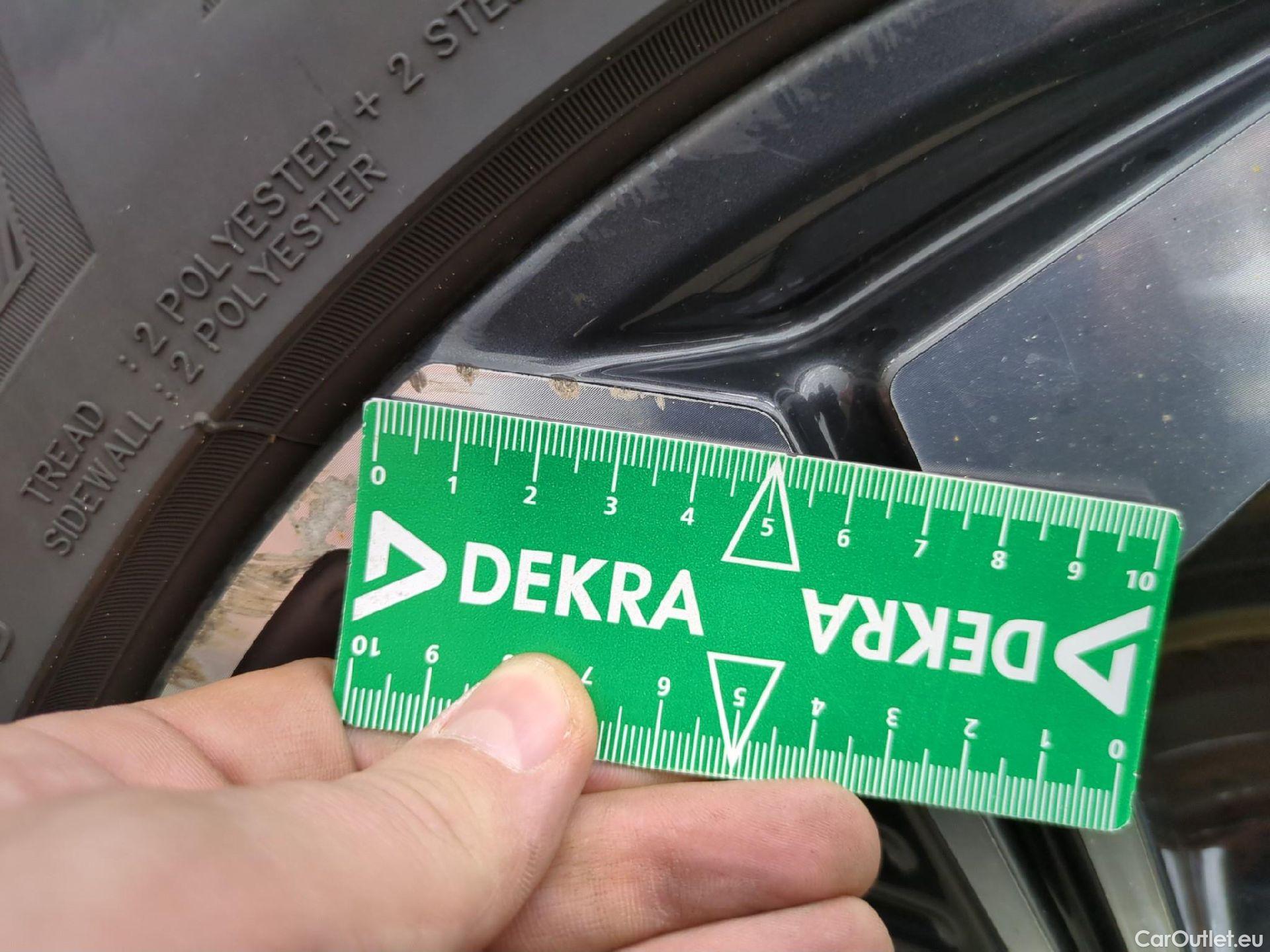  Hyundai  Tucson HYUNDAI  / 2020 / 5P / SUV 1.6 PHEV 265 HTRAC EXECUTIVE 4WD AUTO #12