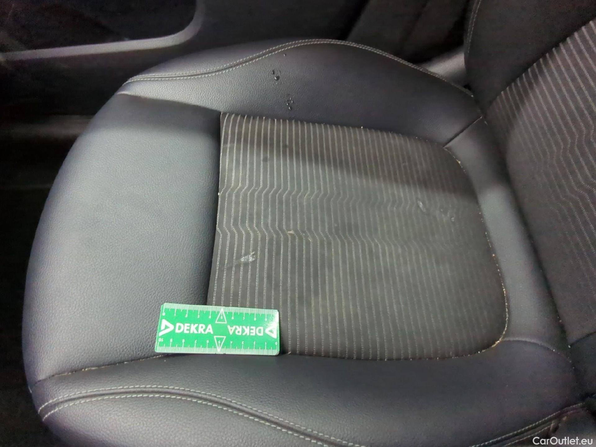  Mercedes  GLA MERCEDES-BENZ  / 2020 / 5P / SUV 1.3  250 e BUSINESS LINE DCT #1