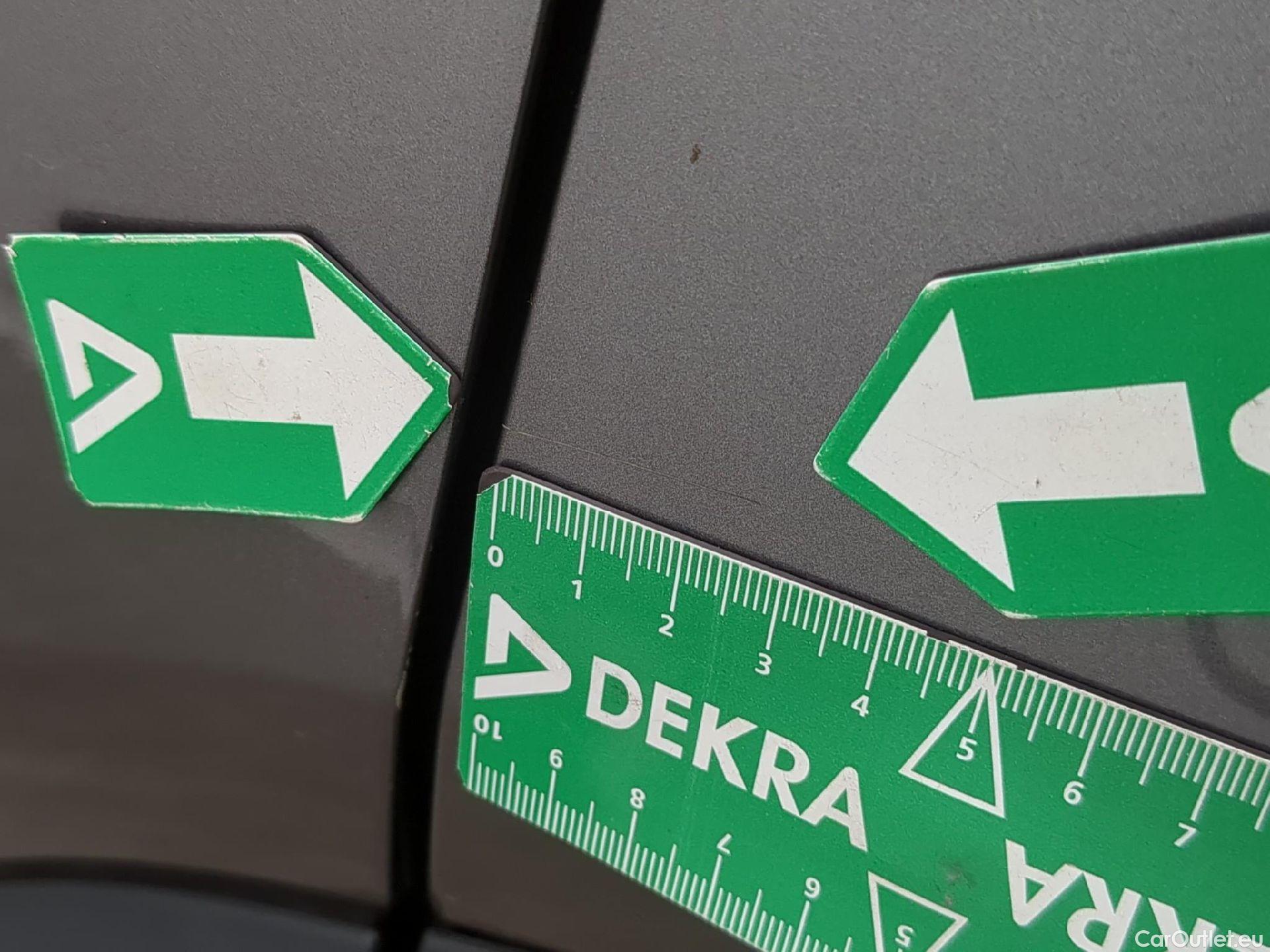  Mercedes  GLA MERCEDES-BENZ  / 2020 / 5P / SUV 1.3  250 e BUSINESS LINE DCT #25