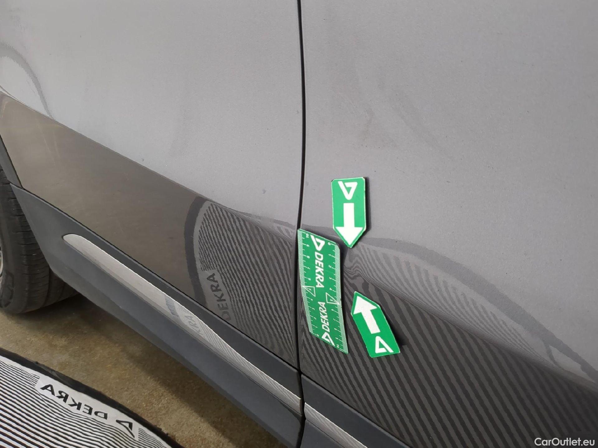  Mercedes  GLA MERCEDES-BENZ  / 2020 / 5P / SUV 1.3  250 e BUSINESS LINE DCT #17