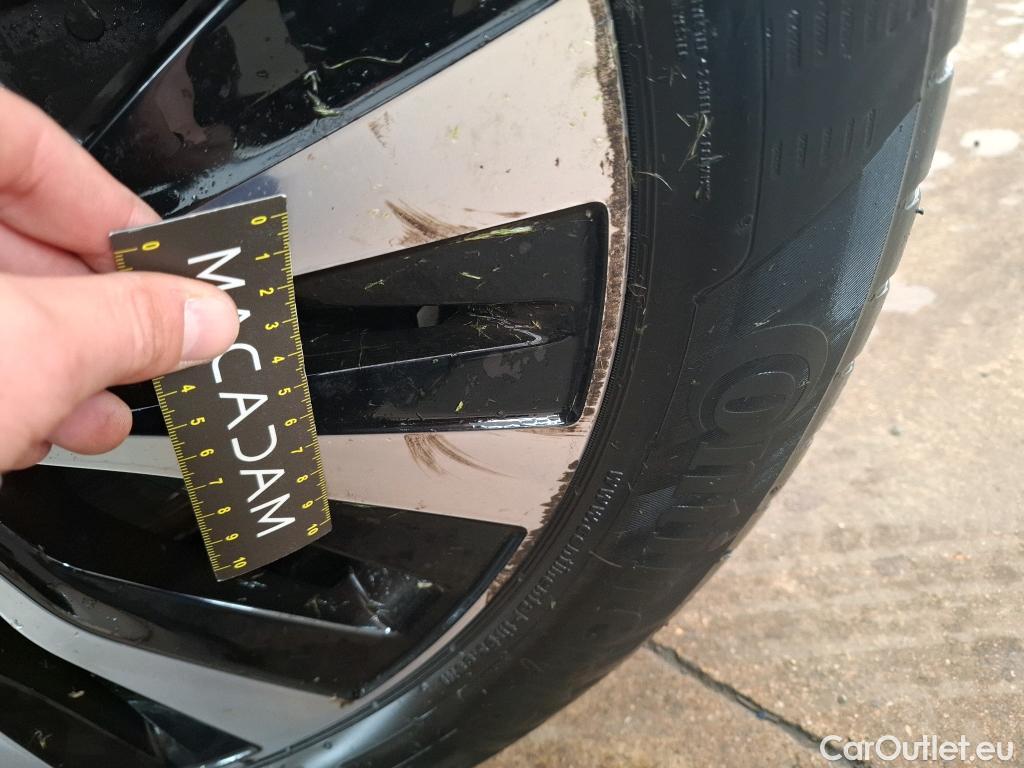  Mercedes  B-Klasse MERCEDES-BENZ Classe B / 2019 / 5P / monospace B 250e Business Line Edition #26