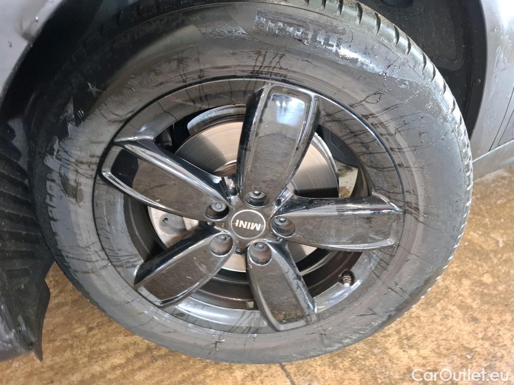  Mini  Countryman MINI  / 2020 / 5P / Crossover Cooper Edition Northwood 136 ch BVA7 #2