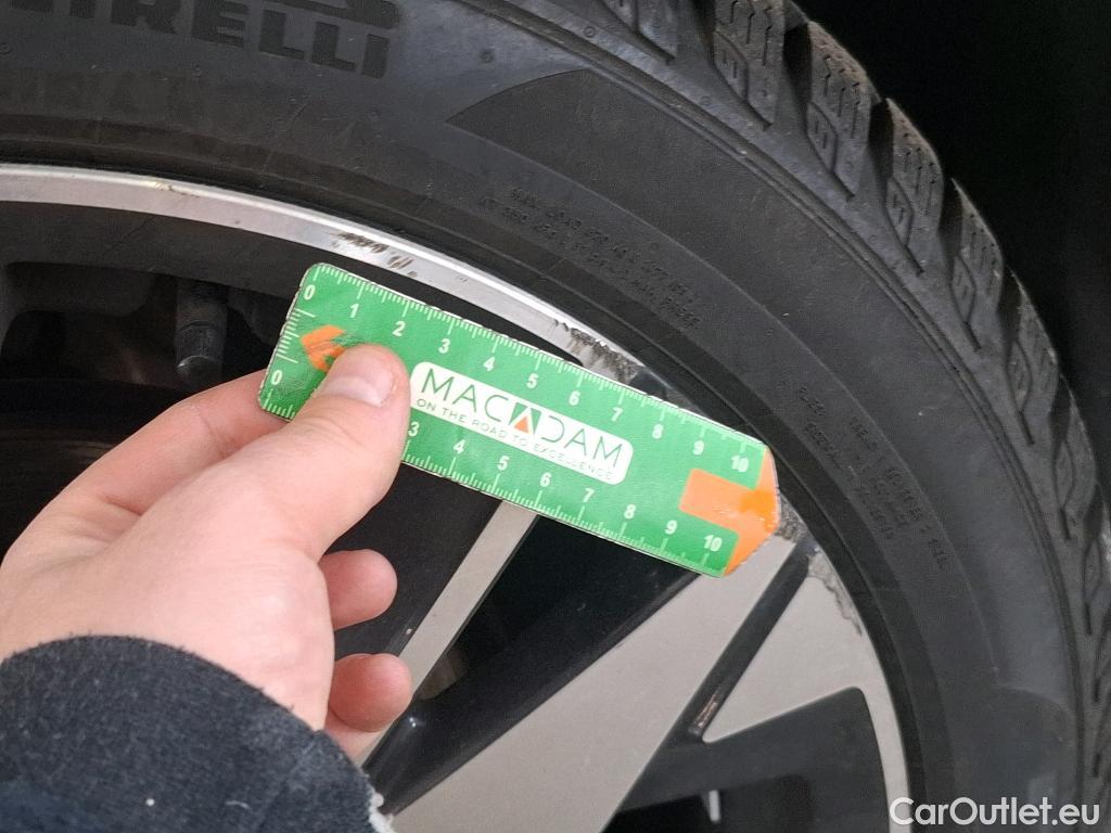  Peugeot  308  Allure 1.2 PureTech 130CV BVA8 E6d #54