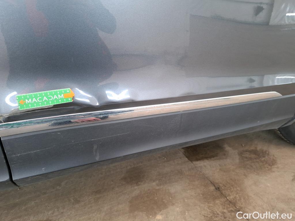  Volkswagen  Tiguan VOLKSWAGEN  5p SUV 2.0 TDI 150 DSG7 Carat #89