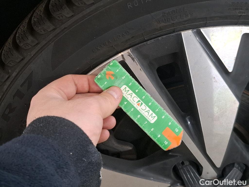  Peugeot  308  Allure 1.2 PureTech 130CV BVA8 E6d #56