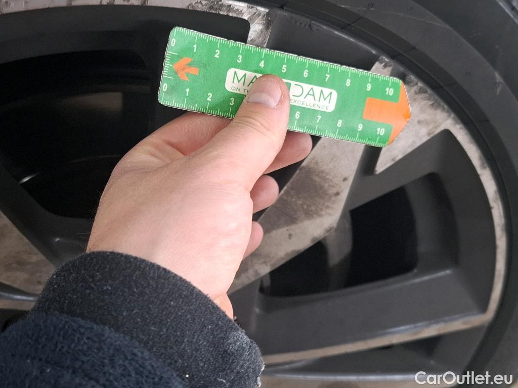  Peugeot  308  Allure 1.2 PureTech 130CV BVA8 E6d #39