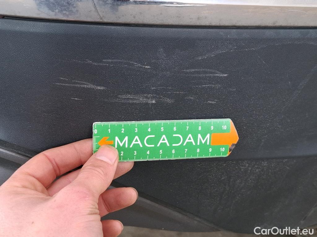  Volkswagen  Tiguan VOLKSWAGEN  5p SUV 2.0 TDI 150 DSG7 Carat #155