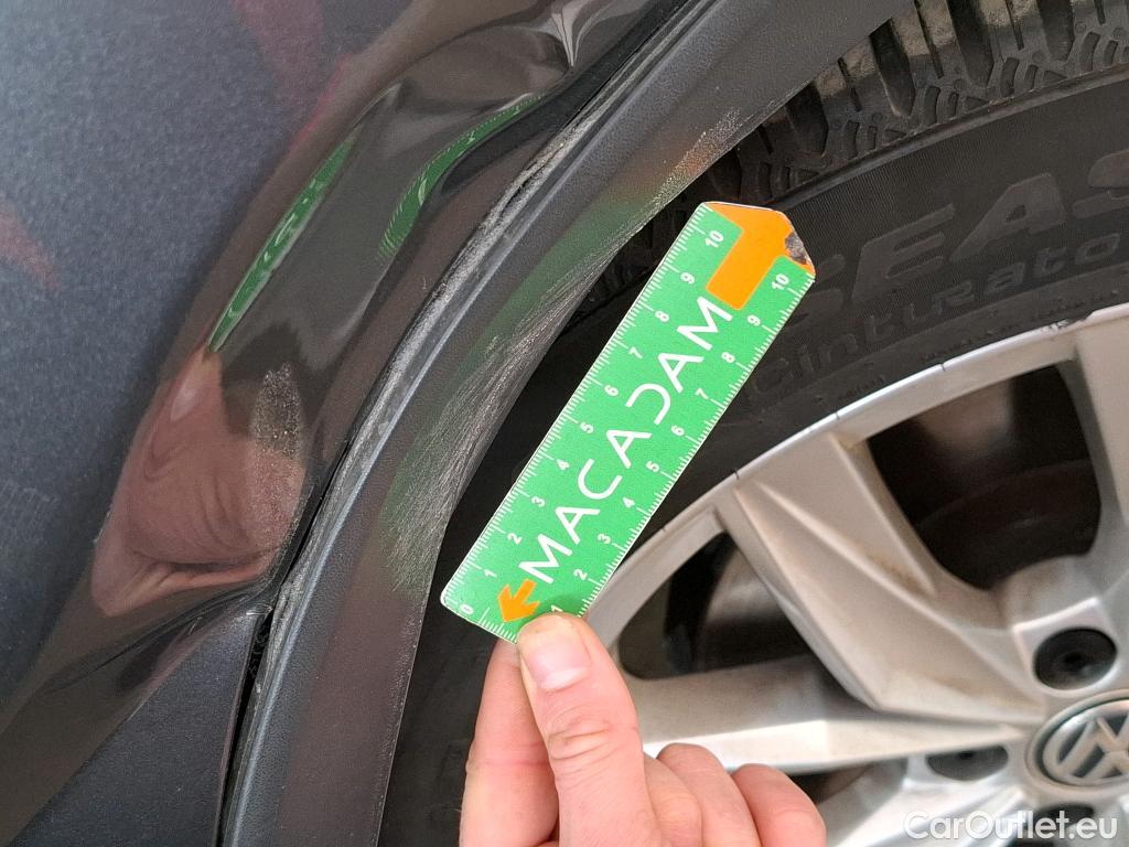  Volkswagen  Tiguan VOLKSWAGEN  5p SUV 2.0 TDI 150 DSG7 Carat #67