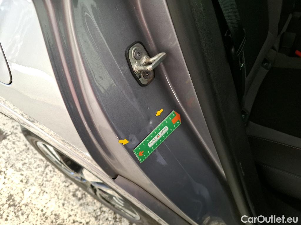  Opel   Grandland X Grandland X Business Elegance 1.5 130CV BVA8 E6d #9