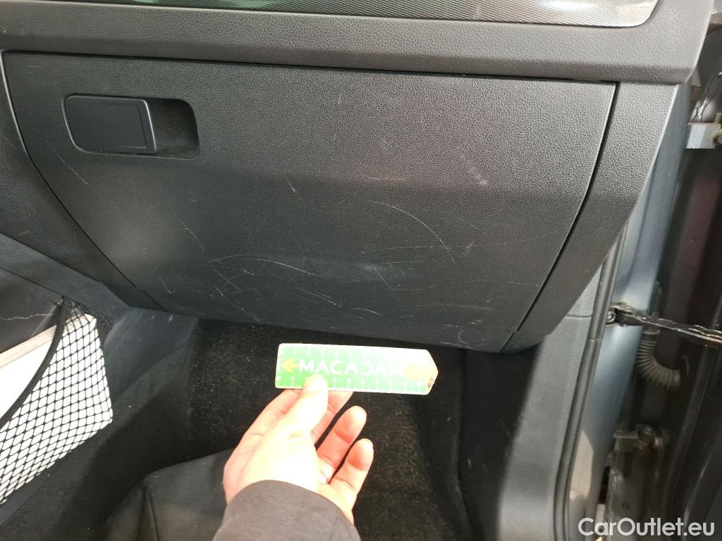  Volkswagen  Tiguan VOLKSWAGEN  5p SUV 2.0 TDI 150 DSG7 Carat #54