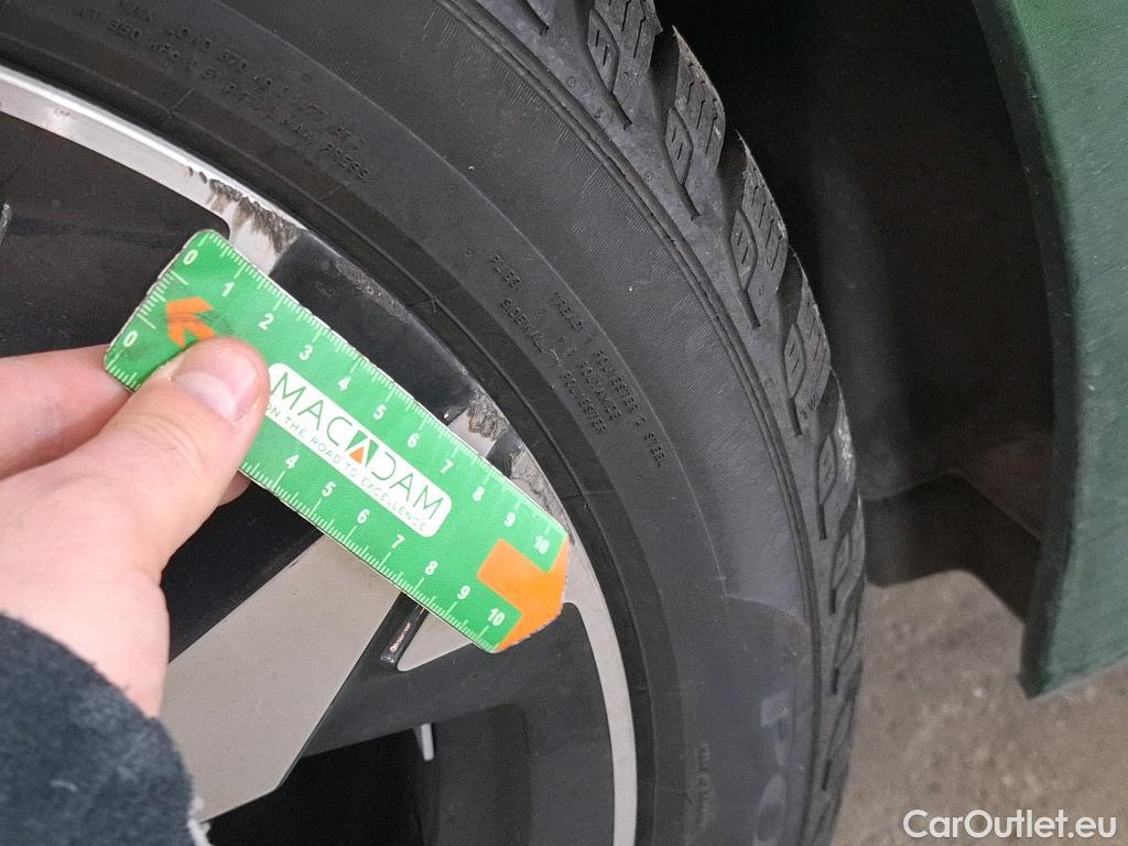  Peugeot  308  Allure 1.2 PureTech 130CV BVA8 E6d #52