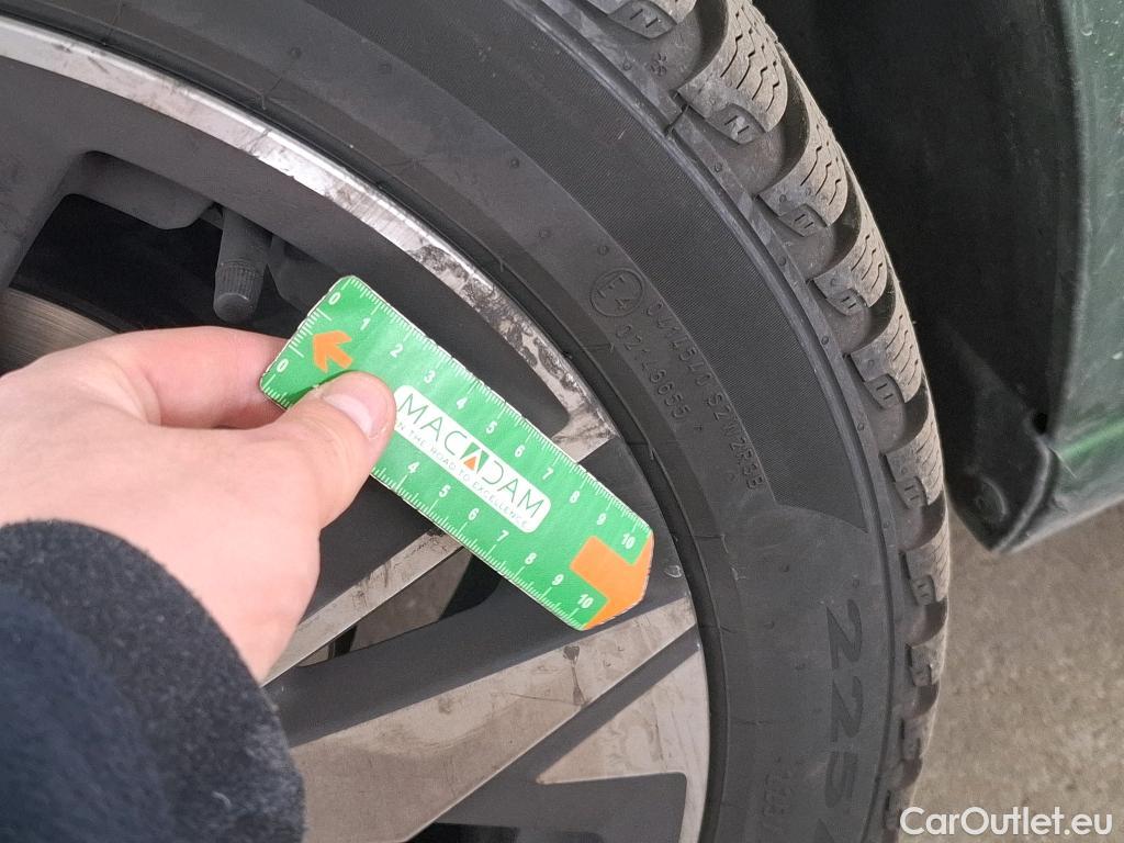  Peugeot  308  Allure 1.2 PureTech 130CV BVA8 E6d #72