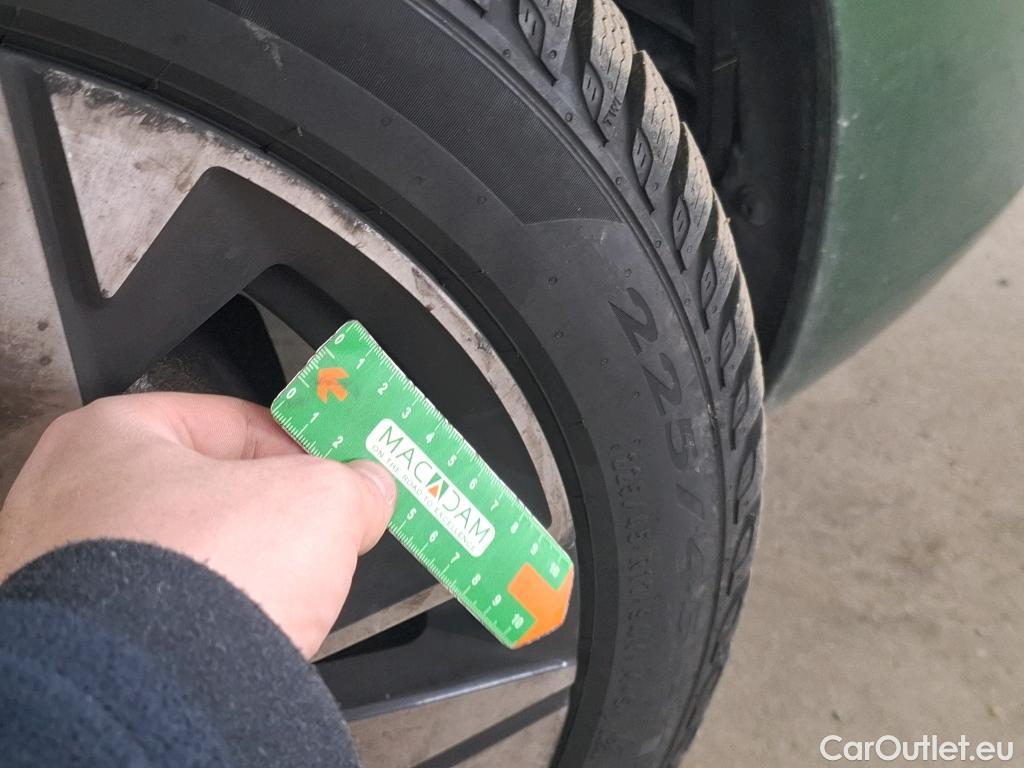  Peugeot  308  Allure 1.2 PureTech 130CV BVA8 E6d #42