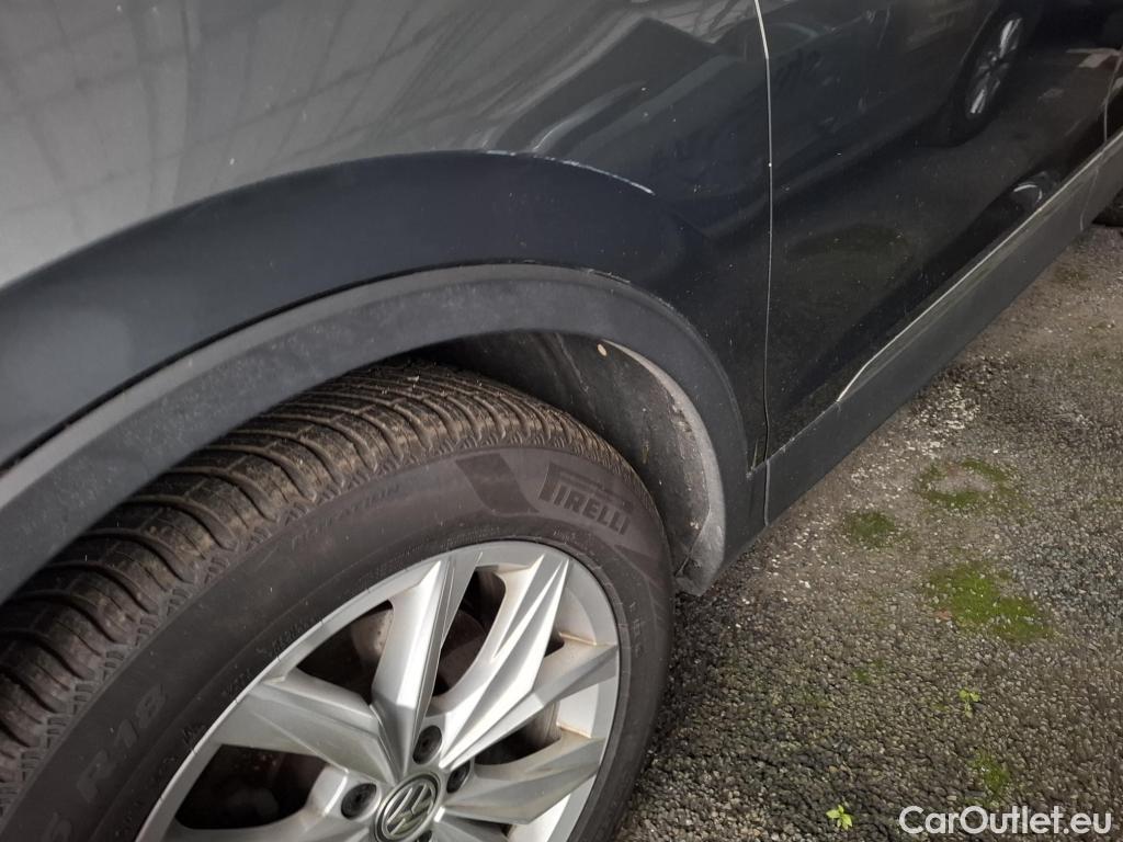  Volkswagen  Tiguan VOLKSWAGEN  5p SUV 2.0 TDI 150 DSG7 Carat #78