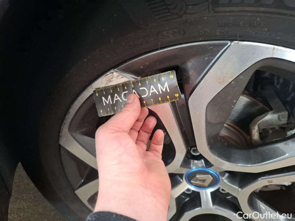  Renault  Captur RENAULT  / 2019 / 5P / SUV Intens E-TECH Plug-in 160 -21 #6