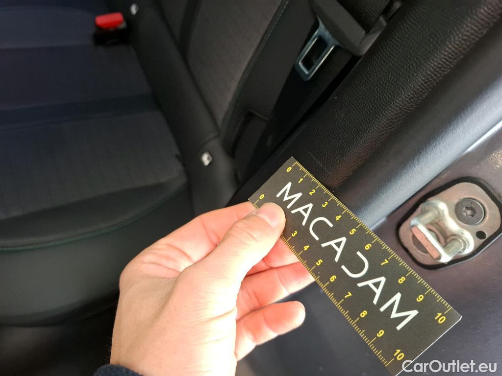  Peugeot  2008  Allure Pack 1.5 HDi 130CV BVA8 E6d #25