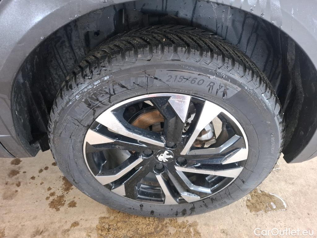  Peugeot  2008  Allure Pack 1.5 HDi 130CV BVA8 E6d #3