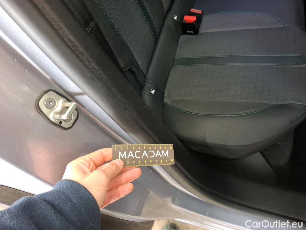  Peugeot  2008  Allure Pack 1.5 HDi 130CV BVA8 E6d #14