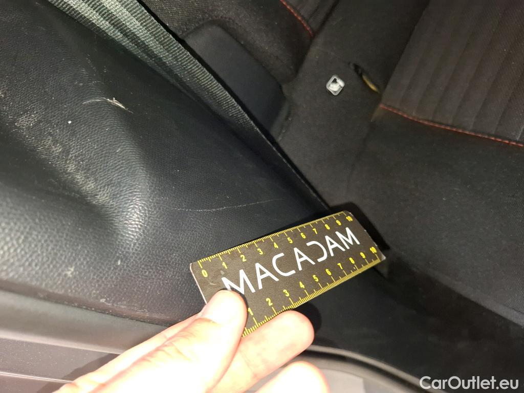  Peugeot  208  Active Business 1.5 HDi 100CV BVM6 E6d #31