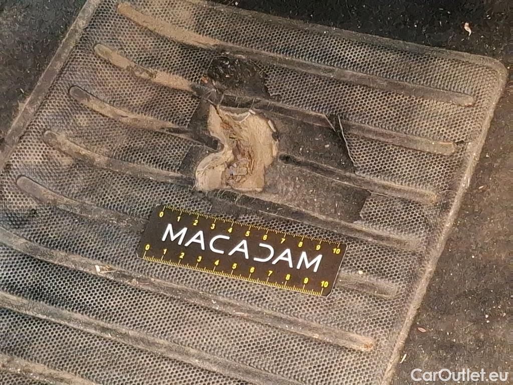  Peugeot  208  Active Business 1.5 HDi 100CV BVM6 E6d #2