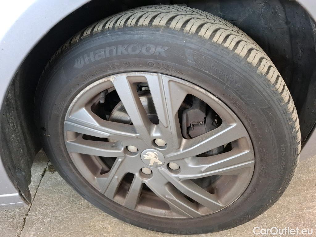  Peugeot  208  Active Business 1.5 HDi 100CV BVM6 E6d #17