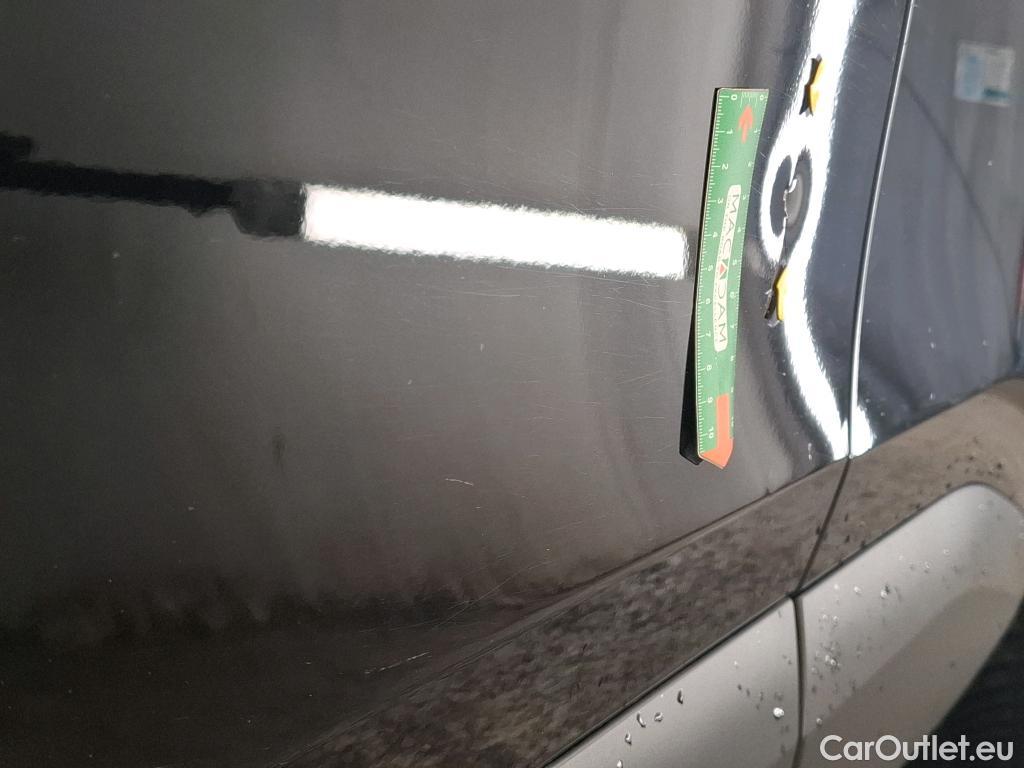  Citroen  C4  Berline Shine 1.5 BlueHDI 130CV BVA8 6E #2