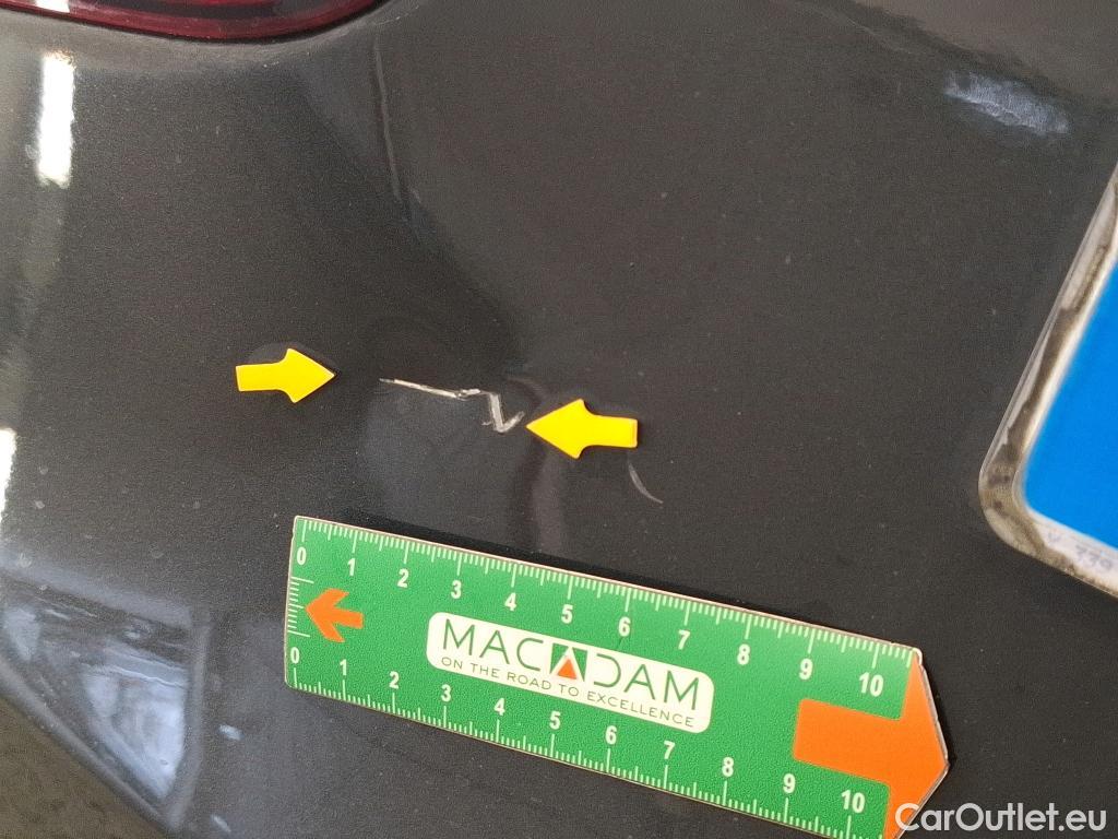  Mercedes  G-Klasee MERCEDES-BENZ GLC / 2019 / 5P / SUV GLC 200 d AMG Line #7