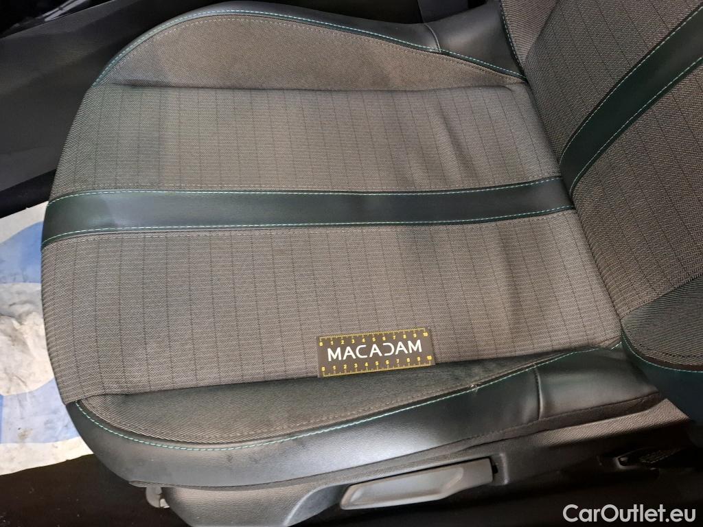  Peugeot  2008  Allure Pack 1.5 HDi 130CV BVA8 E6d #1