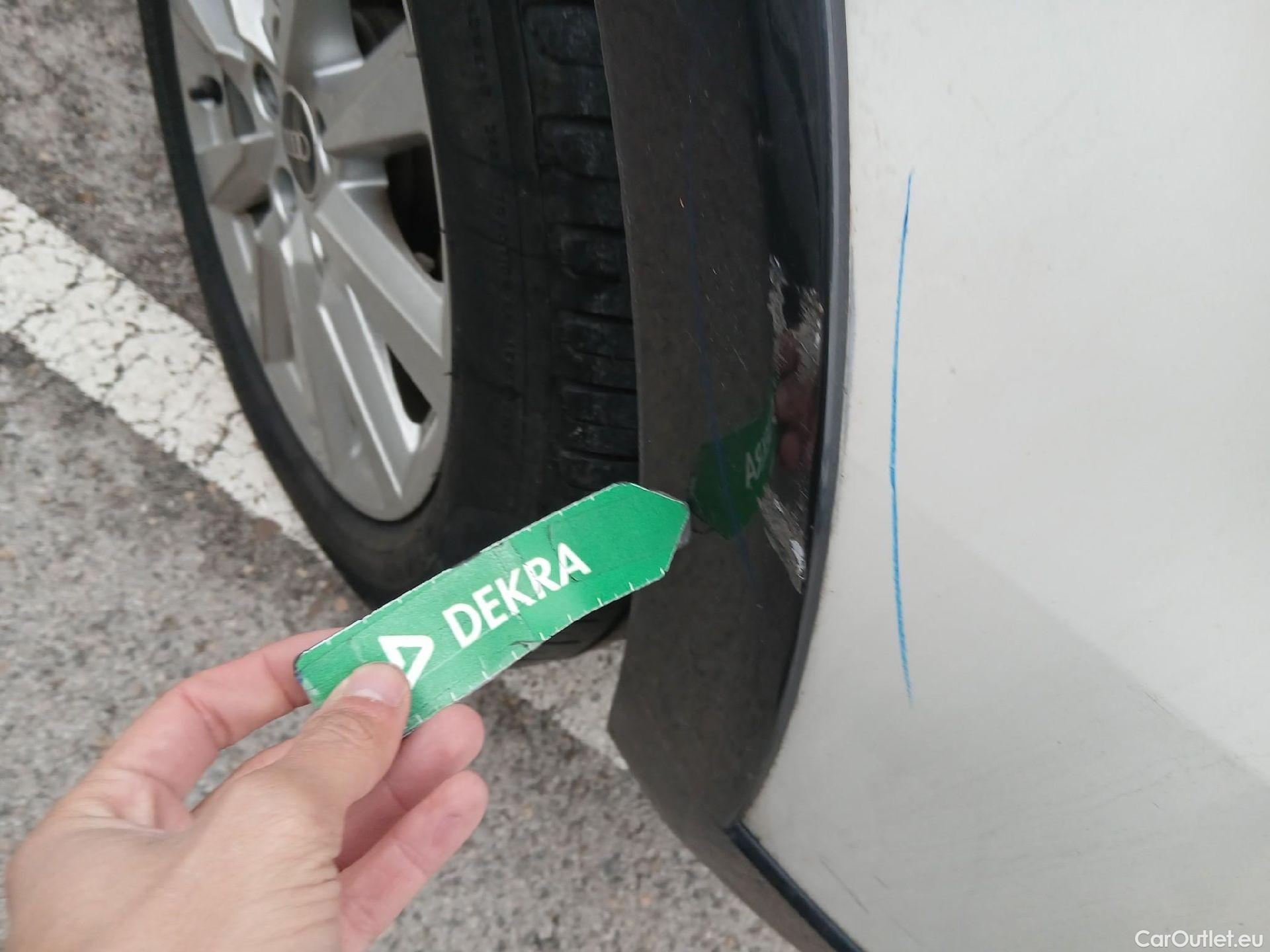  Audi  A1 Sportback AUDI A1 / 2018 / 5P / berlina con portón citycarver 30 TFSI 81kW (110CV) #23