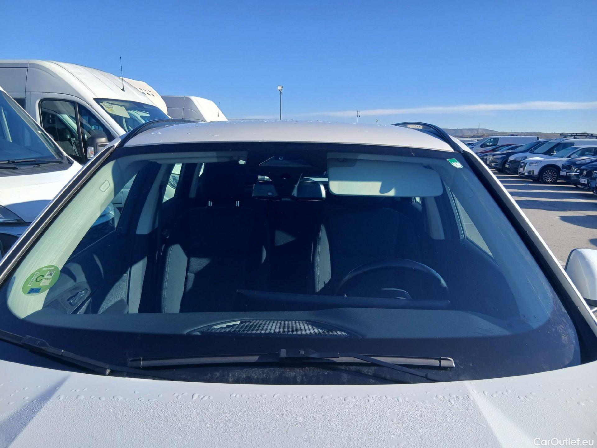  Bmw  X1 BMW  / 2022 / 5P / todoterreno sDrive18d #7