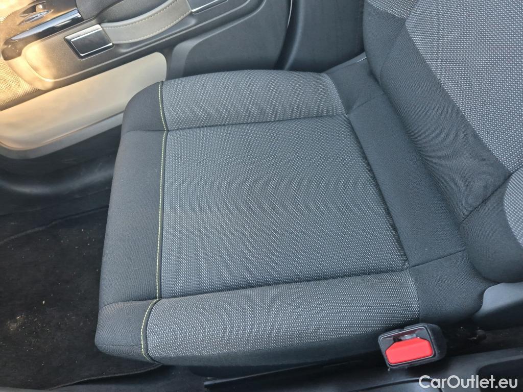  Citroen  C3 CITROEN  / 2020 / 5P / berlina con portón PureTech 81KW (110CV) S&S Feel Pack (AC2) #3