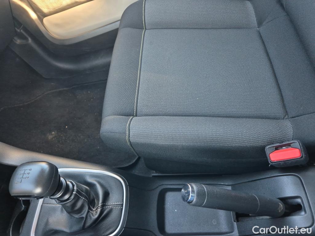  Citroen  C3 CITROEN  / 2020 / 5P / berlina con portón PureTech 81KW (110CV) S&S Feel Pack (AC2) #6