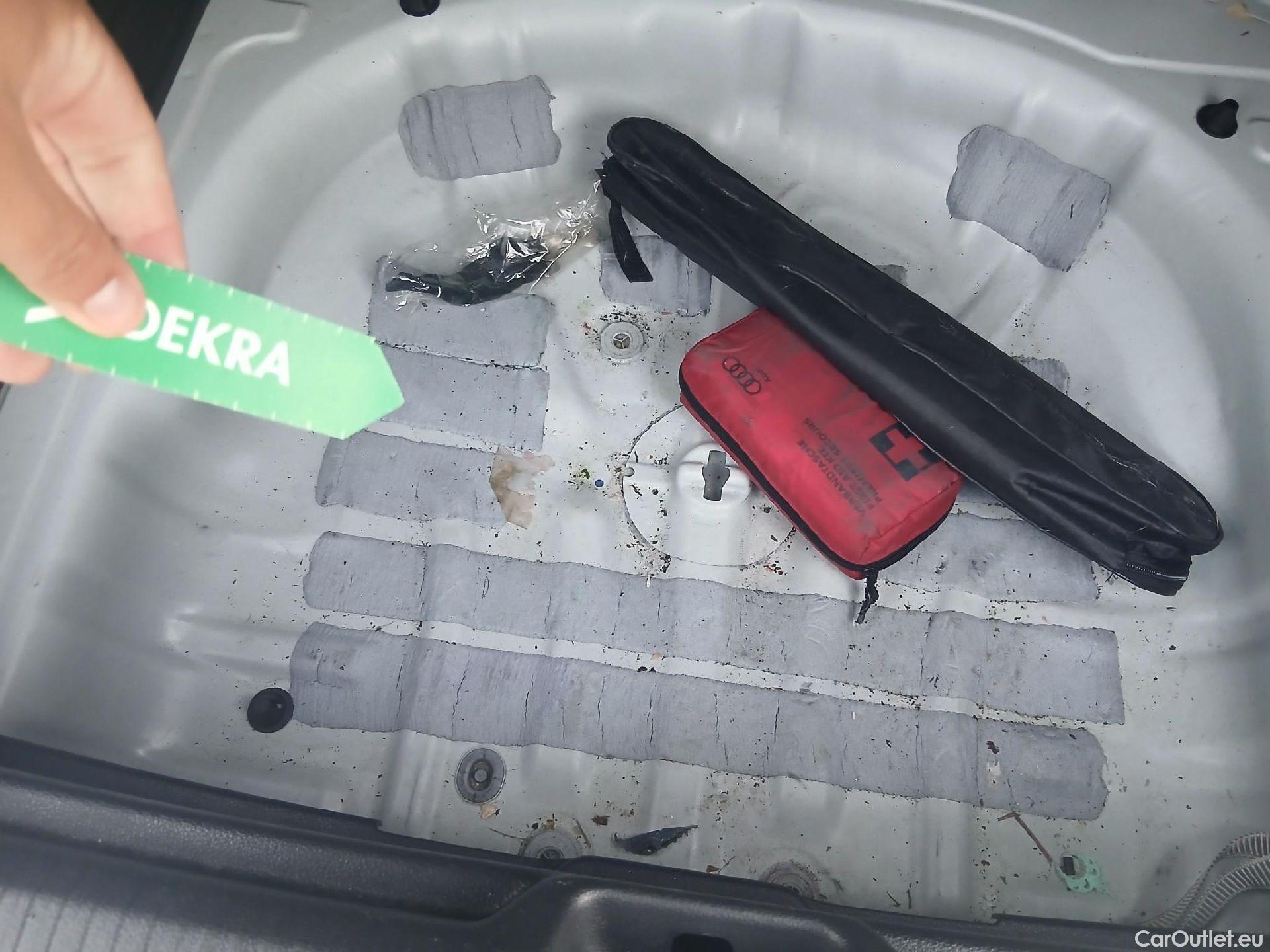  Audi  Q2 AUDI  / 2020 / 5P / todoterreno Advanced 35 TFSI 110kW (150CV) S tronic (AC) #2