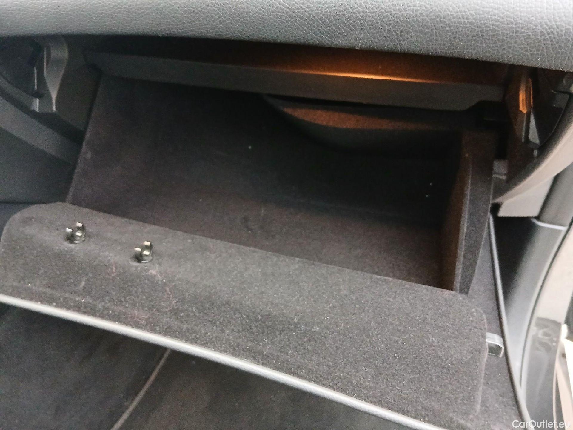  Mercedes  G-Klasee MERCEDES-BENZ Clase GLC / 2019 / 5P / todoterreno GLC 300 de 4MATIC #1