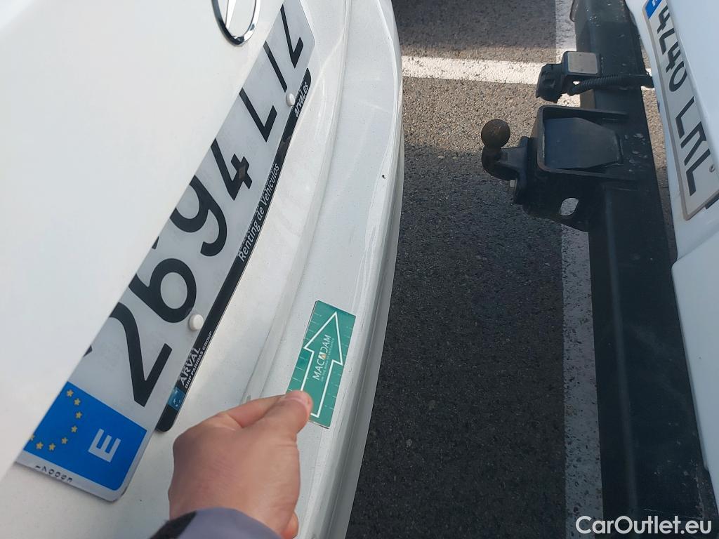  Mercedes  A-Klasse MERCEDES-BENZ Clase A / 2018 / 4P / sedán Sedán A 250 e #11