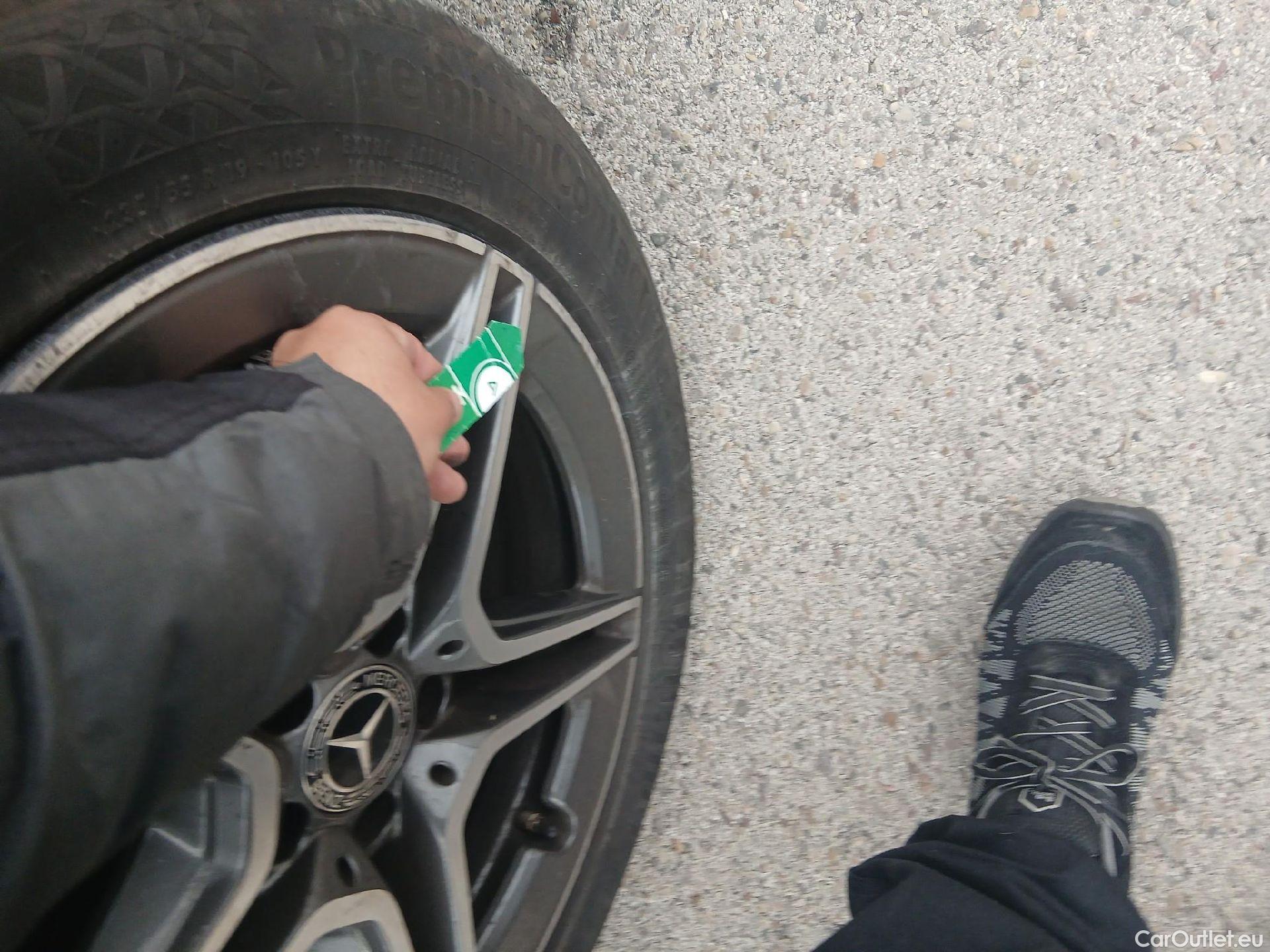  Mercedes  G-Klasee MERCEDES-BENZ Clase GLC / 2019 / 5P / todoterreno GLC 300 de 4MATIC #61