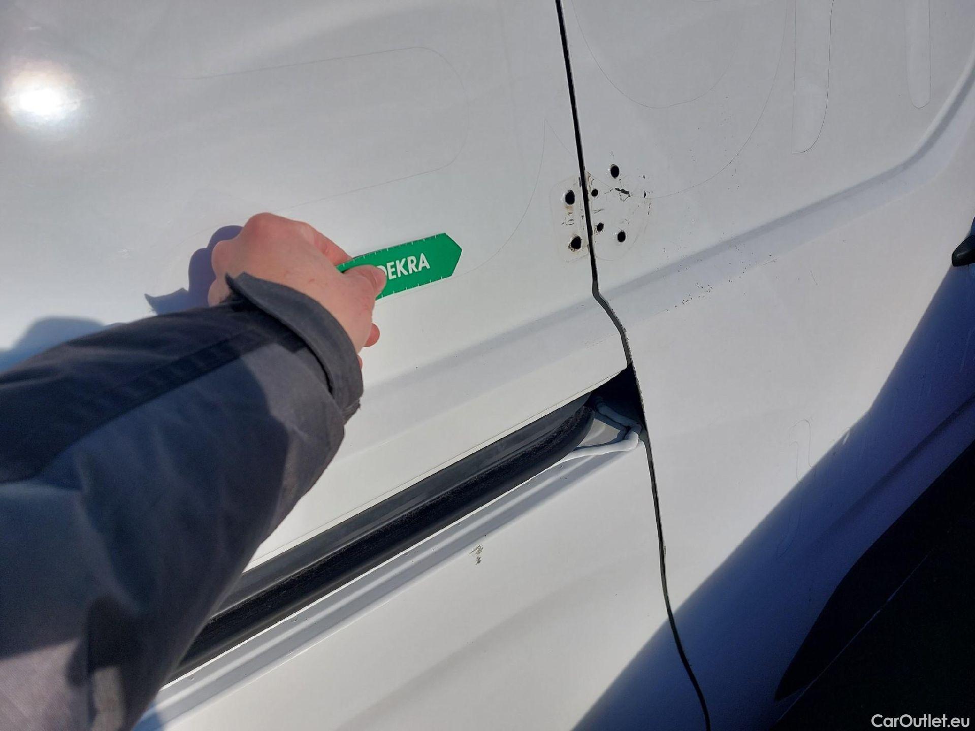  Citroen  Berlingo CITROEN  / 2018 / 3P / furgón derivado de turismo Talla M BlueHDi 100 CONTROL #21