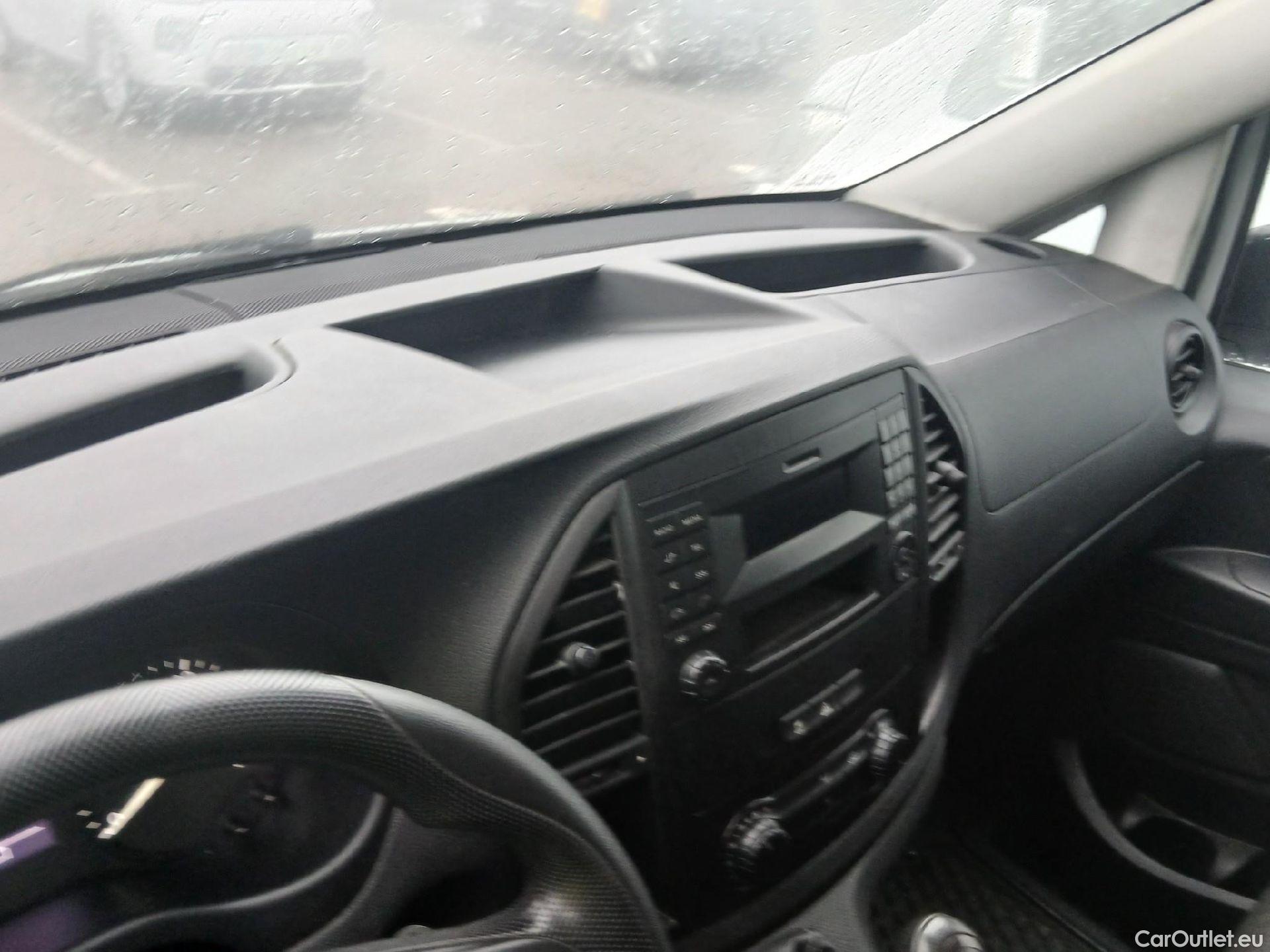  Mercedes  Vito MERCEDES-BENZ  / 2014 / 4P / furgón 114 CDI Larga #41