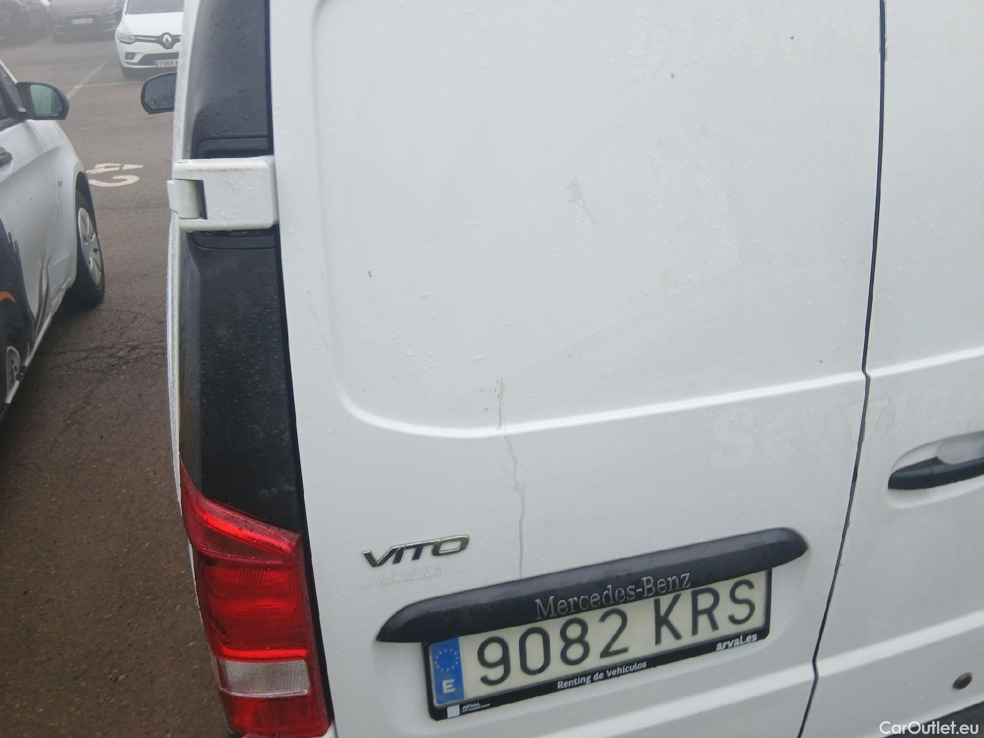  Mercedes  Vito MERCEDES-BENZ  / 2014 / 4P / furgón 114 CDI Larga #21